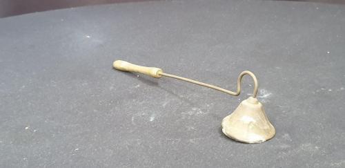 candle snuffer2